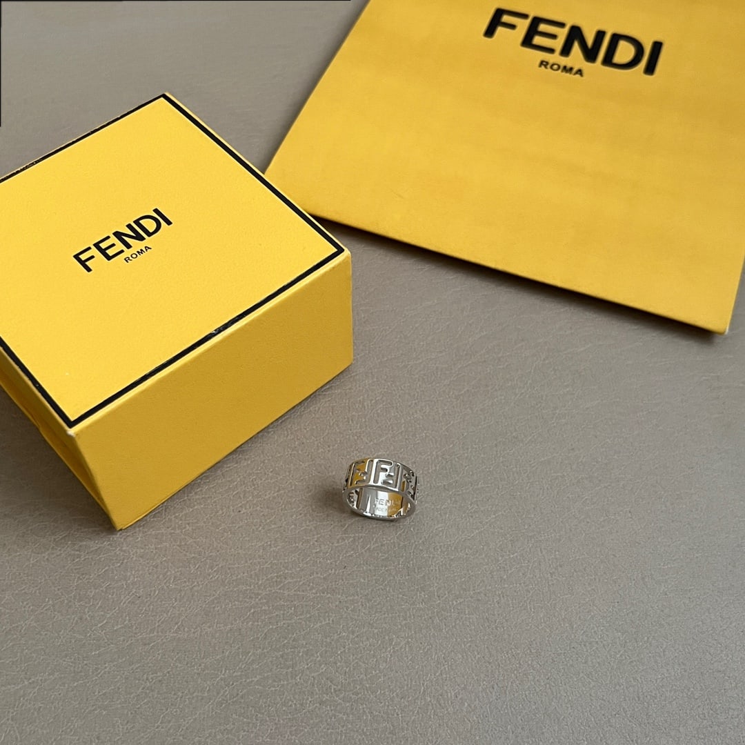 FENDI ring: FENDI rings are simple yet elegant, a rare find indeed. These familiar and understated rings are perfect for everyday wear and a worthwhile purchase. A wonderful gift for you or your loved one. We off