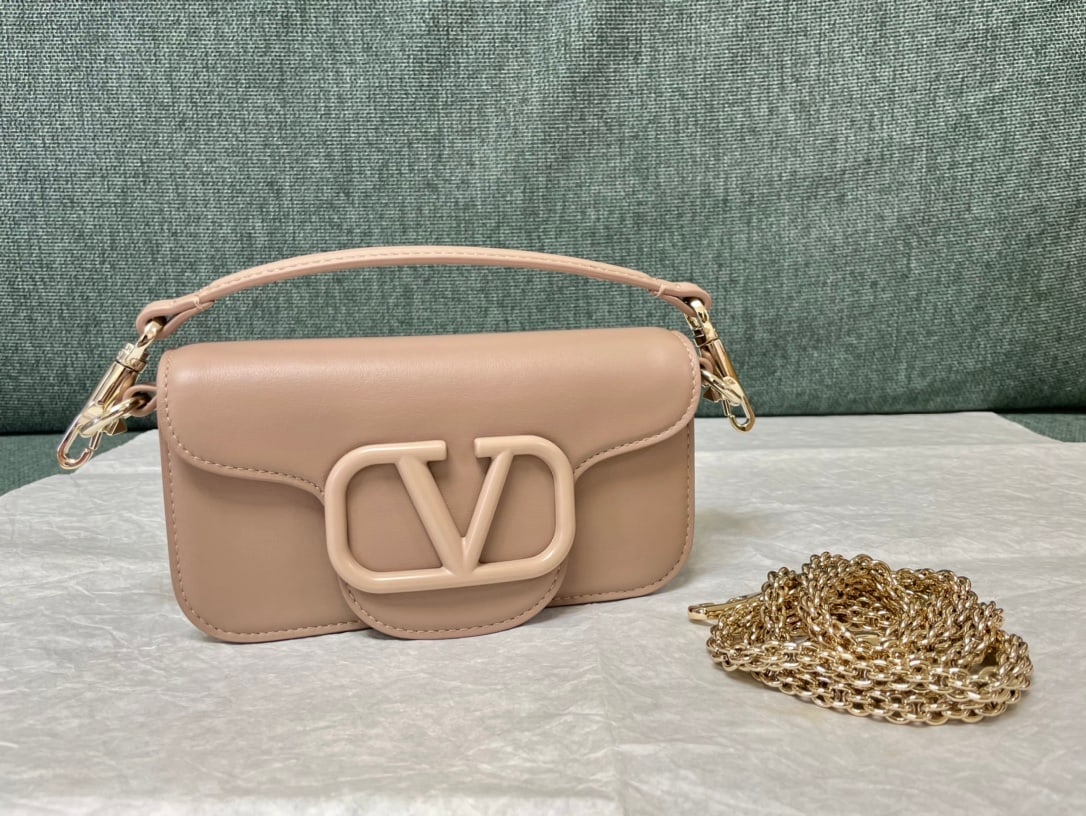 Valentino (1 of 8)