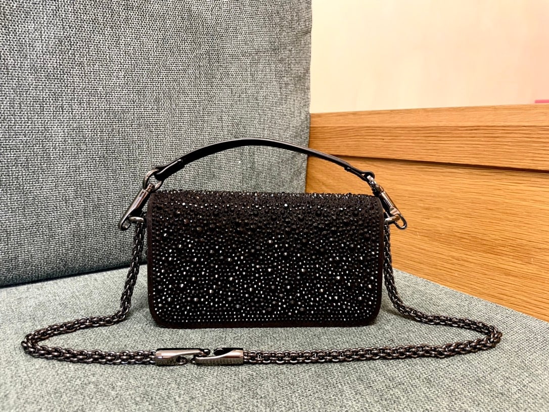 Valentino (1 of 8)