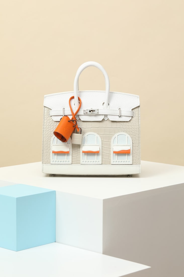 Hermes: Model: BK20 Code: BK2001680 Colors: 8L Cement Grey 01 Pure White TO Misty Blue CK93 Classic Orange Dimensions: Length 20cm x Depth 16cm x Width 11cm Material: Togo Swift Sombrero Goatskin Matte Alliga