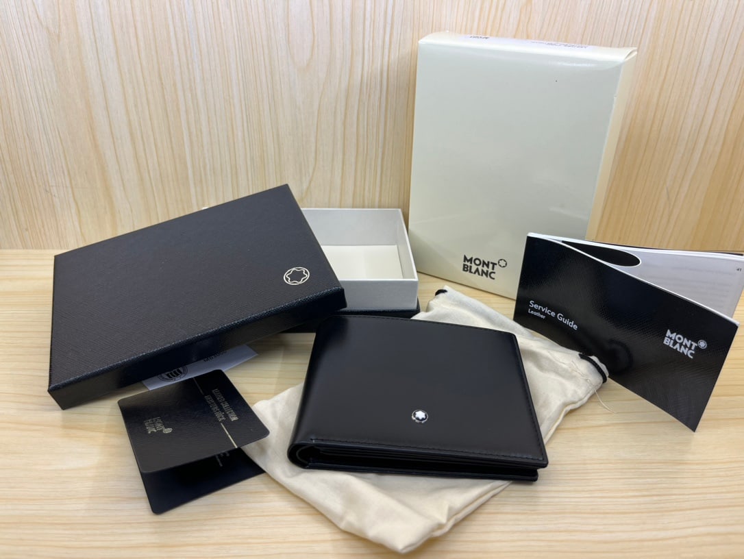 MONTBLANC Series Wallet: Brand: MONTBLANC Master Collection Wallet Material: Top Grain Leather Color: Black A wonderful gift for you or your loved one. We offer consoiled shipping for all goods to our domestic and internation