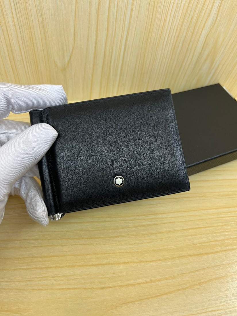 MONTBLANC Soft Leather Series: Brand: MONTBLANC Soft Leather Series Material: Top Grain Cowhide A wonderful gift for you or your loved one. We offer consoiled shipping for all goods to our domestic and international customers at af
