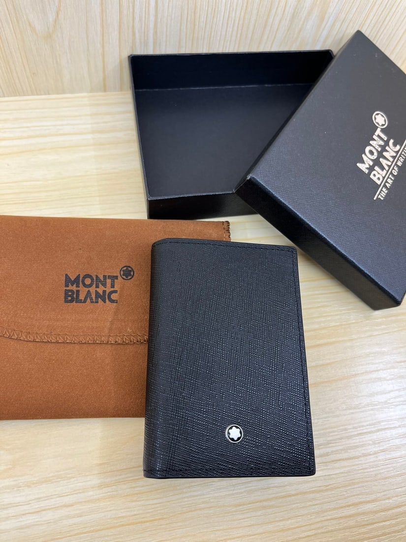 MONTBLANC series card holders: Brand: MONTBLANC Card Holder; Material: Cross-grain Leather; Color: Black. A wonderful gift for you or your loved one. We offer consoiled shipping for all goods to our domestic and international custo