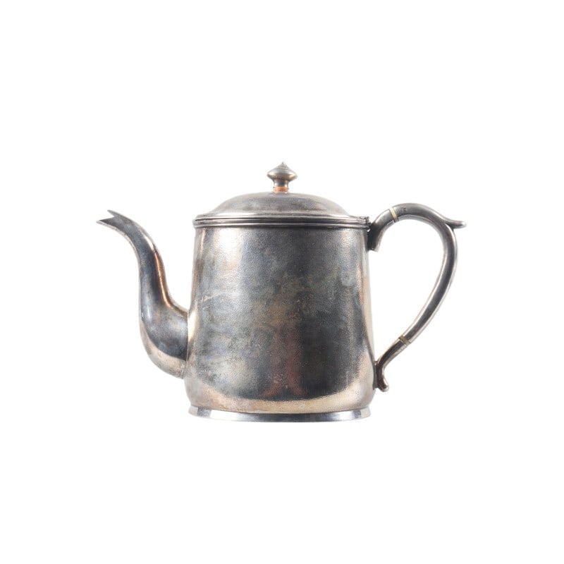 Silver Pot (1 of 4)