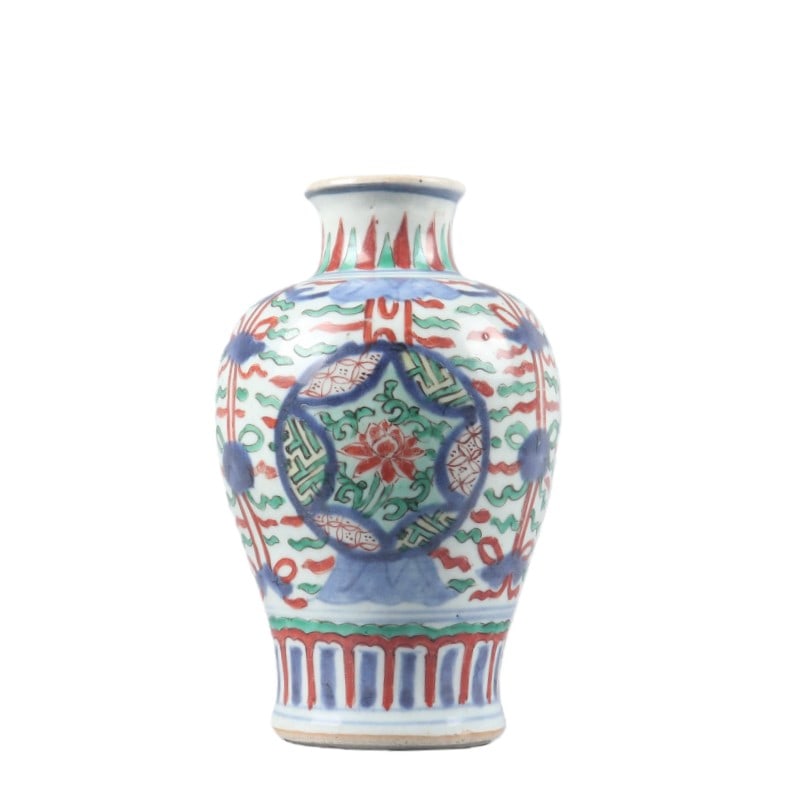 Wucai Floral Jar (1 of 7)