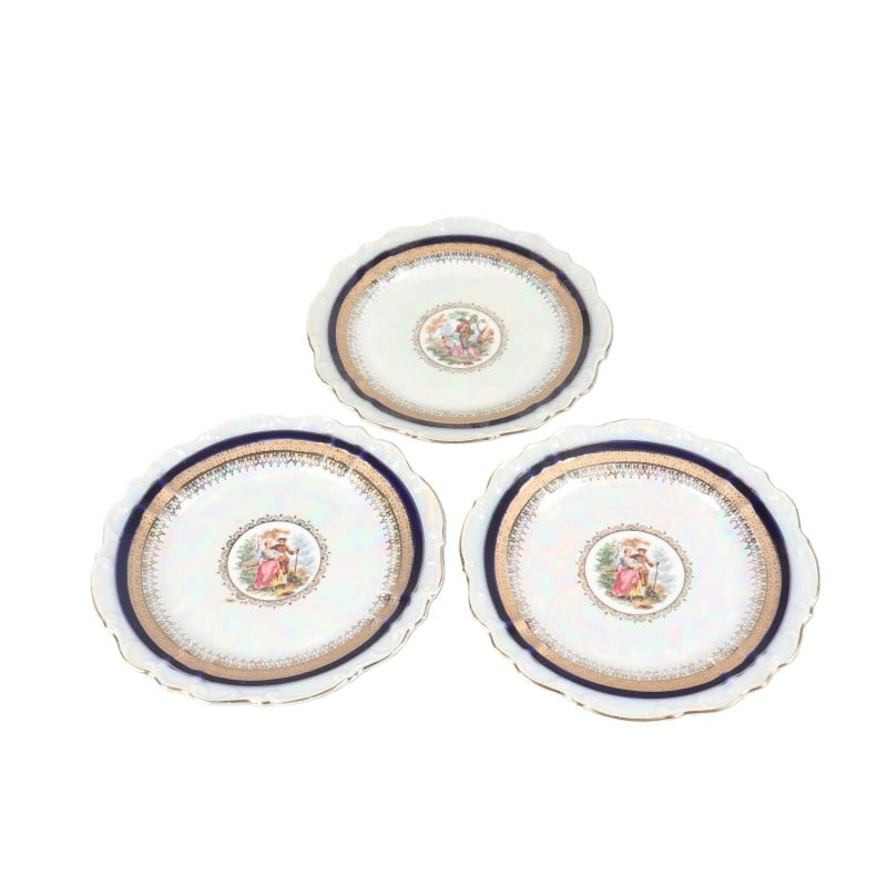 Porcelain Plates (set): H 2cm Diameter 19cm