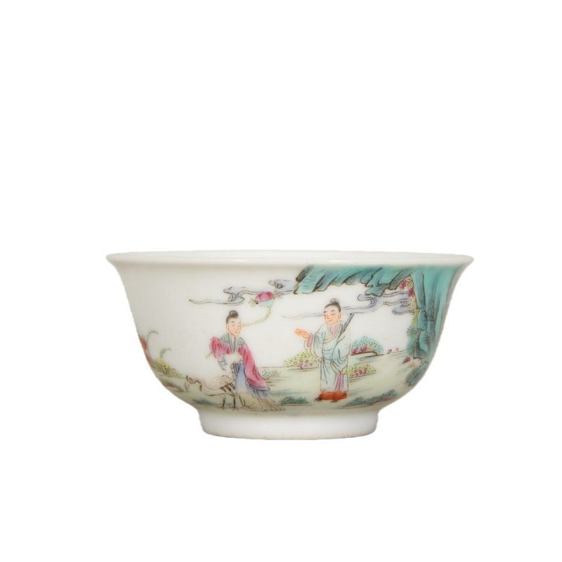 Qianlong Period Famille Rose Figure Story Tea Bowl: H 3.3cm Mouth 7.2cm