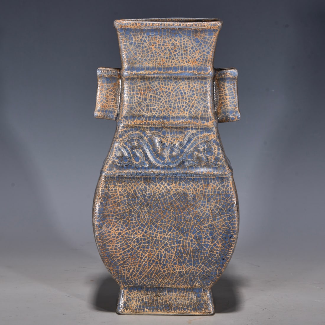 Large Zhou Dynasty Chai Kiln Guan-ear Vase (1 of 9)
