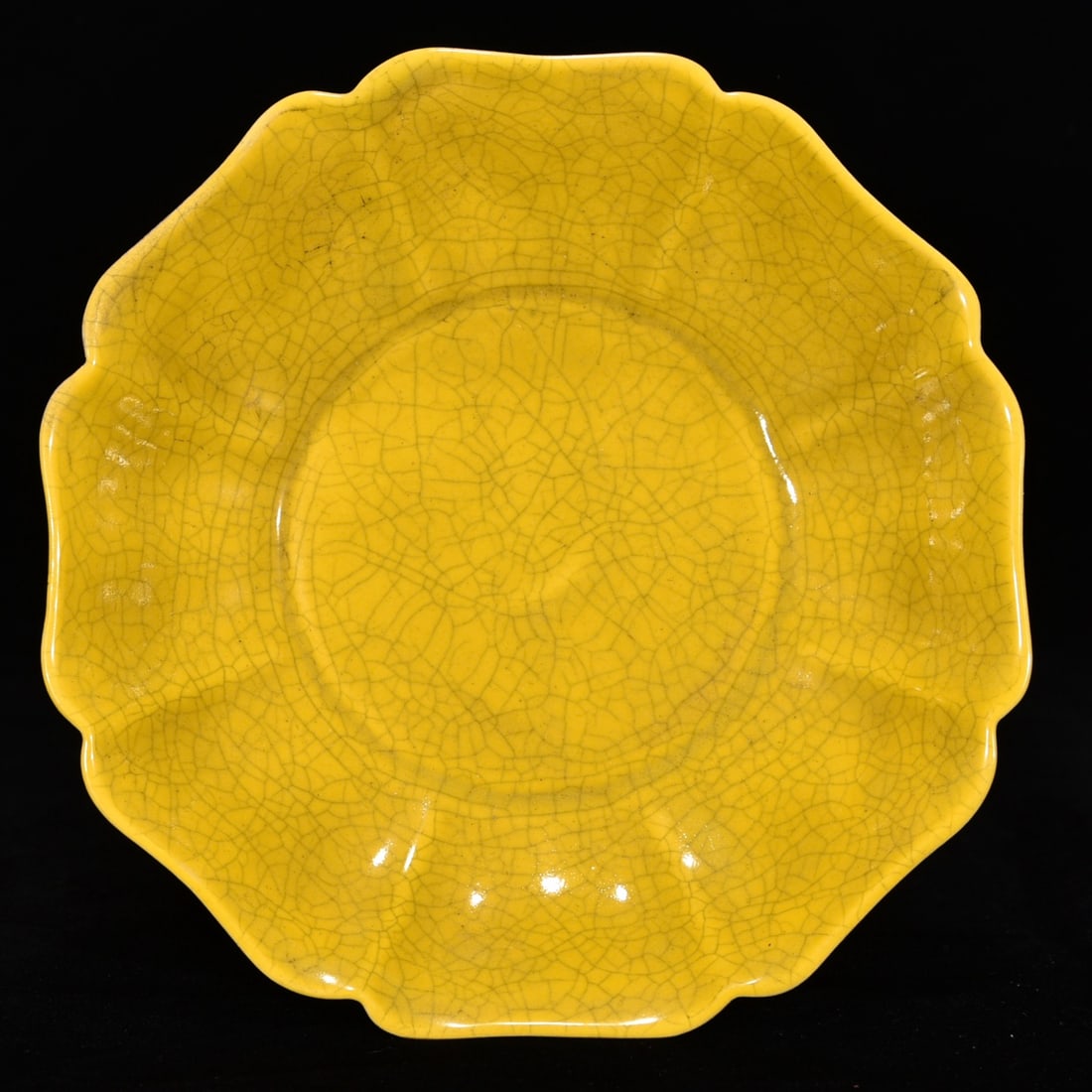 Yellow-glazed brush washer from the Chai kiln of the Great Zhou Dynasty: A yellow-glazed brush washer from the Chai kiln of the Great Zhou Dynasty, 3 cm high and 14 cm in diameter. Provenance:Private collection in Geneva, Switzerland. Private collection in Paris, acquired 