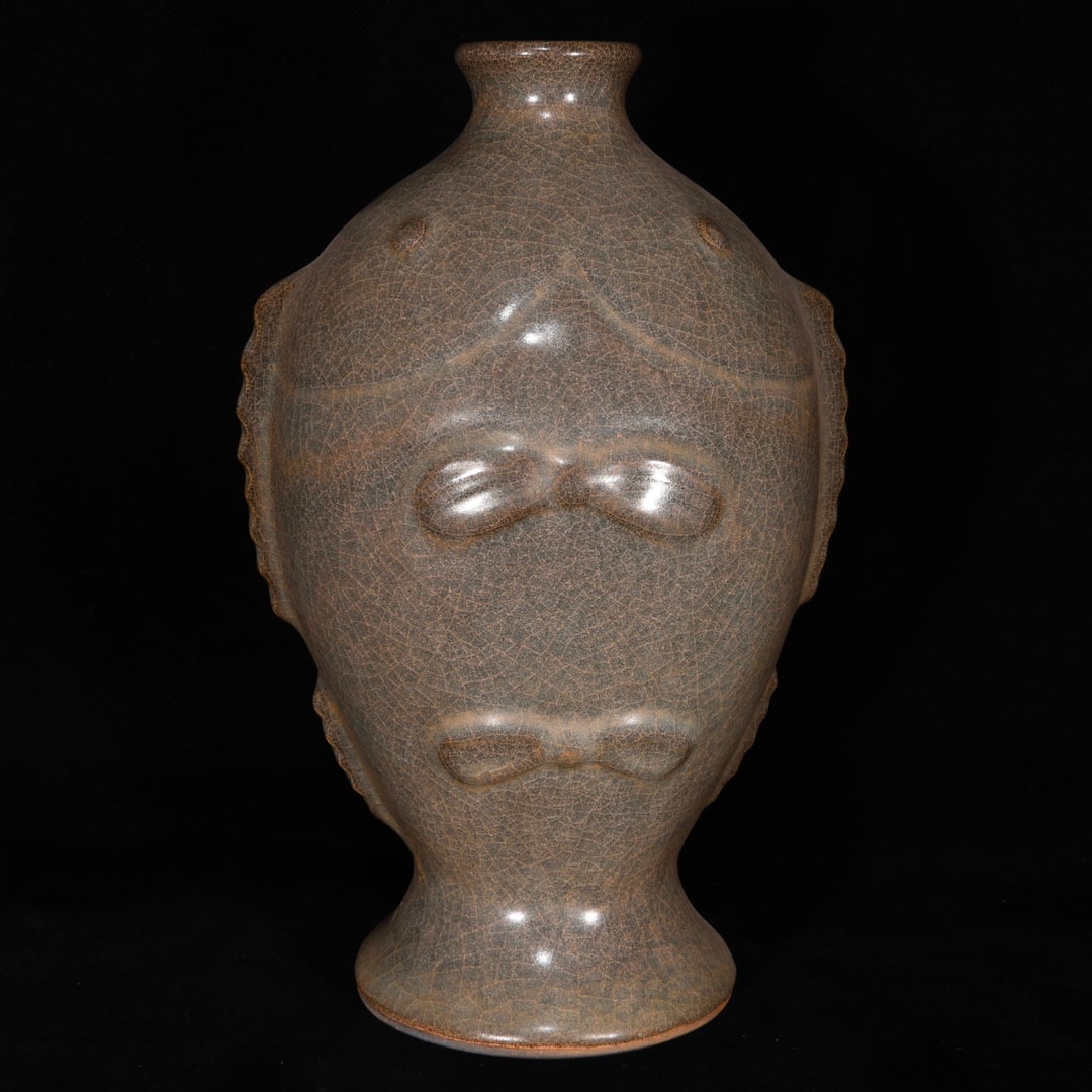 Official kiln fish bottle (1 of 9)