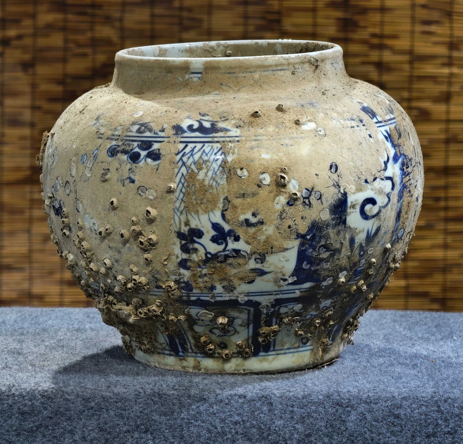 Formerly in the collection of Yuan blue and white porcelain jar with figure and story design, (1 of 9)