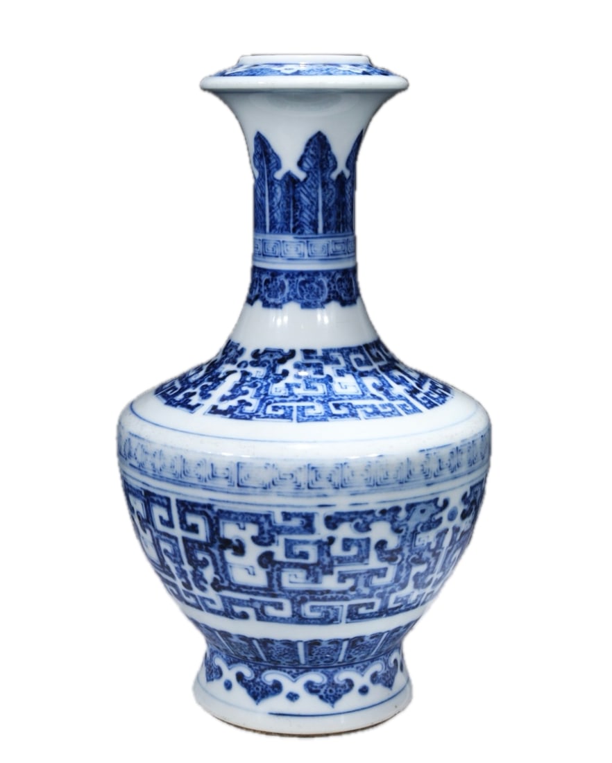 A blue and white hand-painted round-mouthed, folded-rimmed vase with a mark indicating "Made in the: A blue-and-white hand-painted round-mouthed vase with a folded rim and a rounded mouth decorated with a geometric dragon pattern, bearing the mark "Made in the Kangxi Reign of the Great Qing Dynasty".