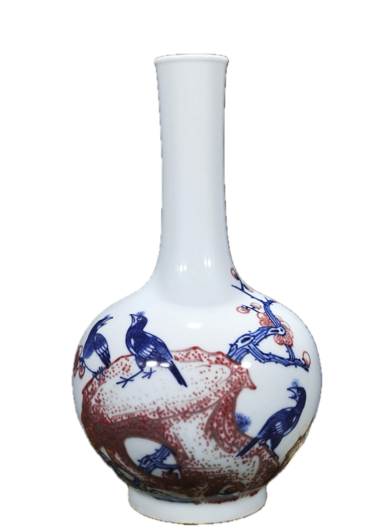 A blue and white underglaze red long-necked vase with magpie and plum blossom design, bearing the: A blue-and-white underglaze red long-necked vase with magpies and plum blossoms, bearing the mark "Made in the Yongzheng Reign of the Great Qing Dynasty," measuring 22.5 cm in height and 22 cm in widt