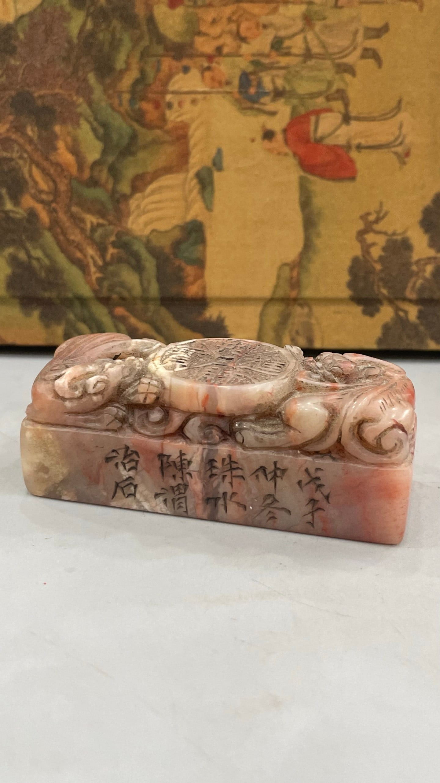 Shoushan Stone (Fortune and Prosperity) Blessing Bat Seal: This Shoushan stone (fortune and prosperity) auspicious bat seal is carved from the original stone. The carving is exquisite, with deep, intricate cuts. The stone is hard and lustrous, with a smooth, 