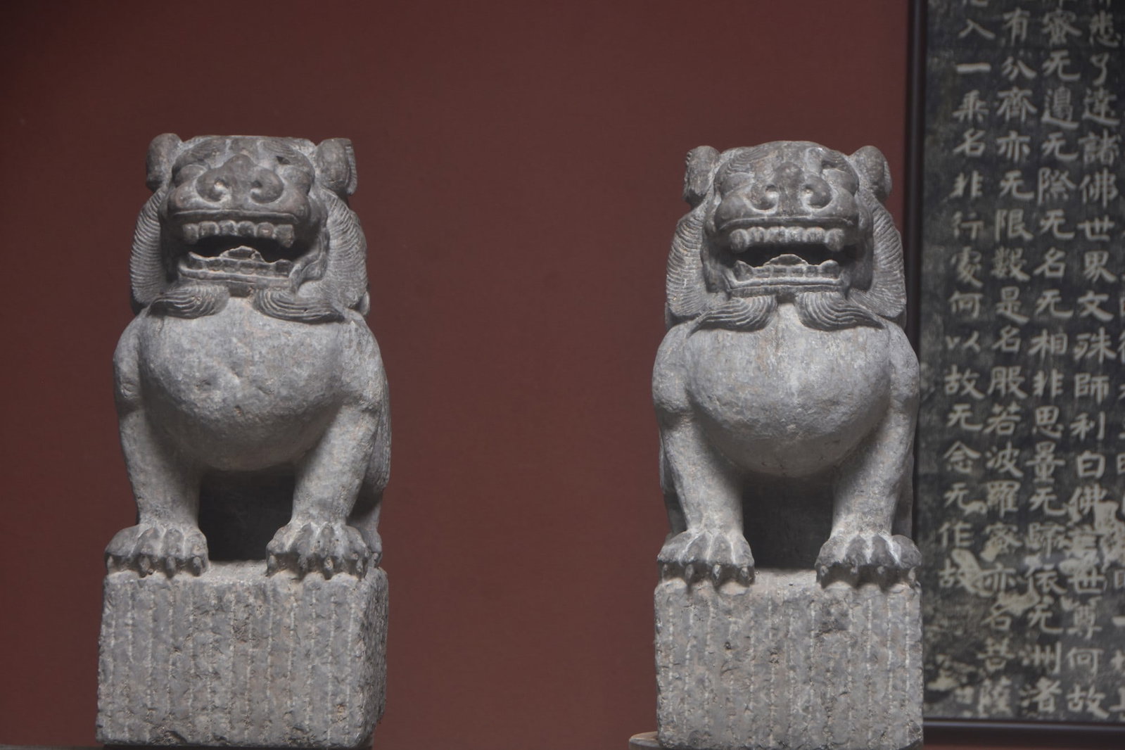 Bluestone (Welcoming Lion) (1 of 9)