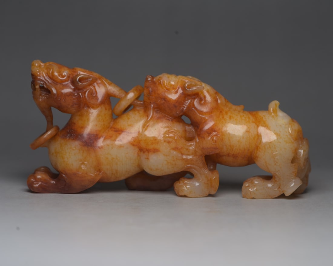 Hetian Jade Mother and Child Beasts (1 of 9)