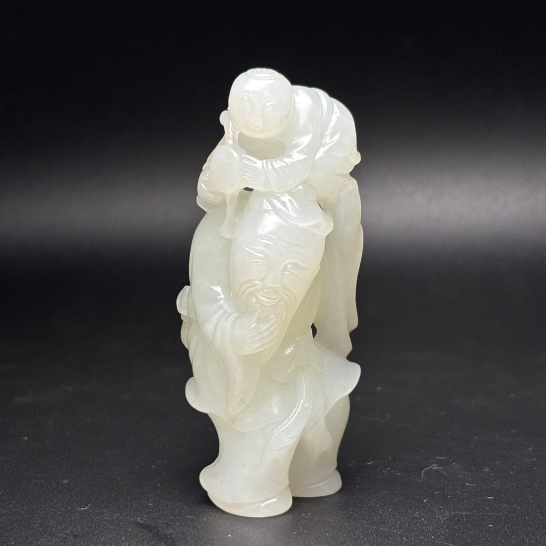 Exquisite Hetian jade hand-held piece for all ages (1 of 9)