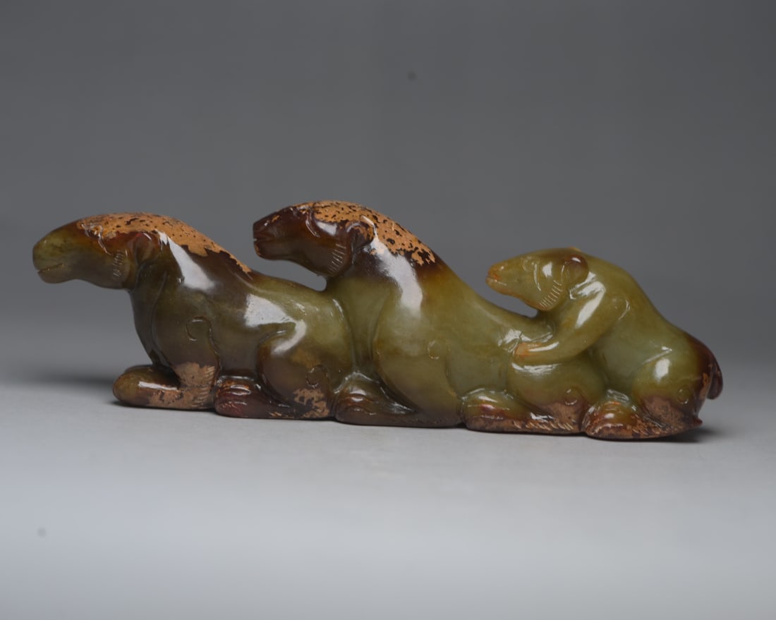 Hotan Jade Bear (1 of 9)