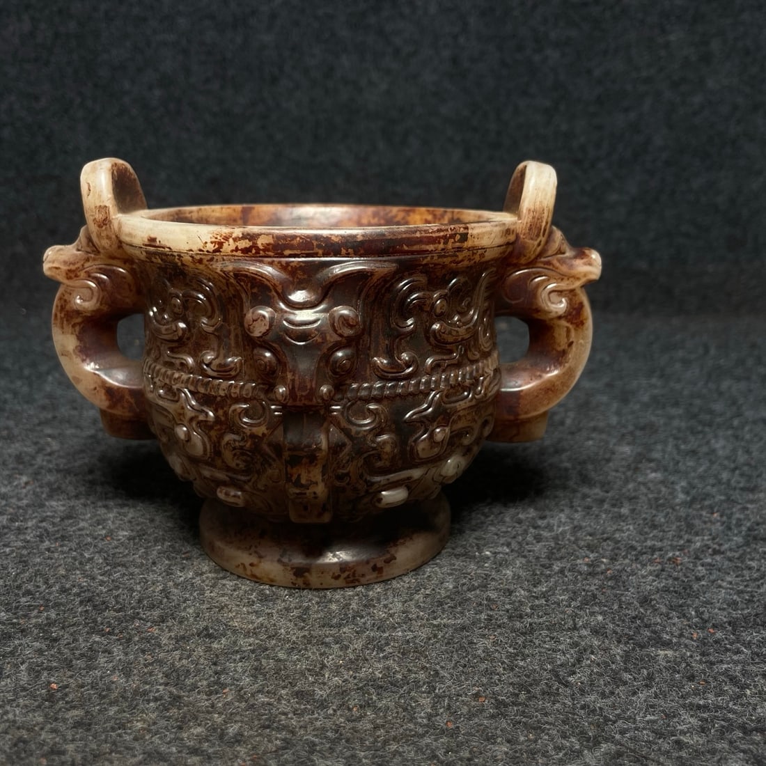 Ancient jade carving incense burner ornament: Ancient jade incense burner ornament dimensions: 16 x 11 x 11 cm (length x width x height) Provenance:Private collection from a professor in University of Glasgow. We warmly invite collectors, colleag