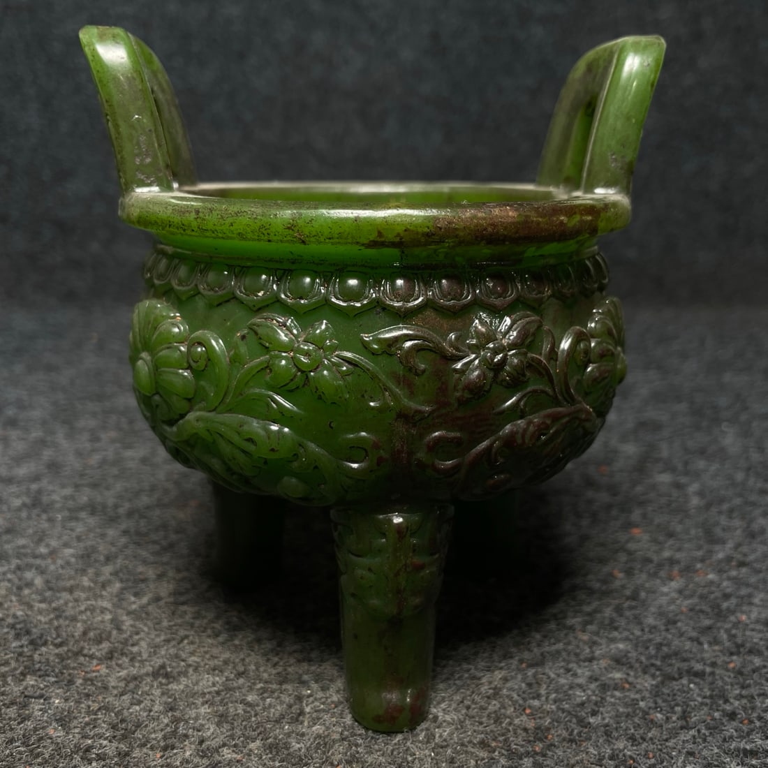Ancient jade ornaments (1 of 9)