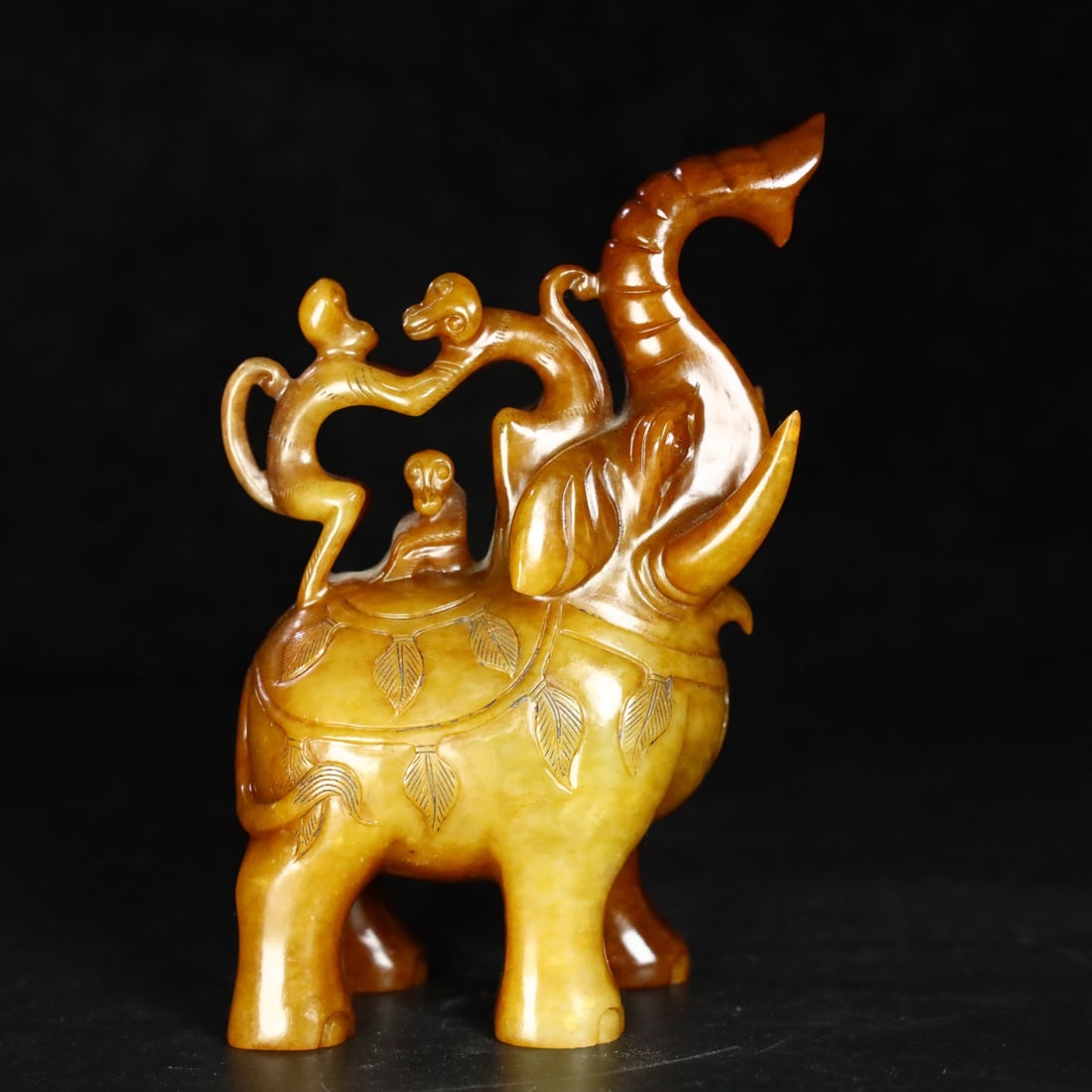 Former collection of Hetian jade, conferred titles and honors. (1 of 10)