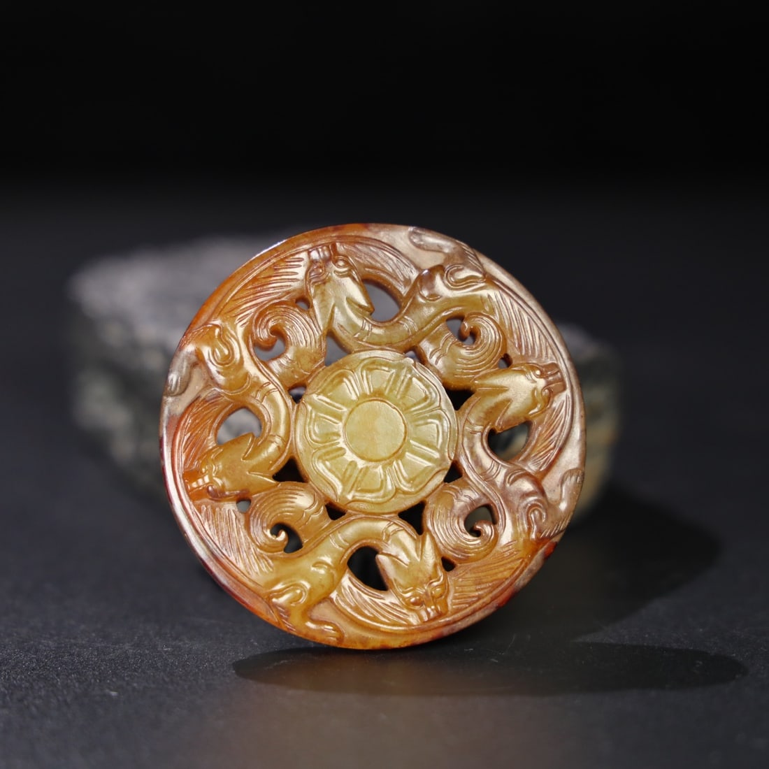 Former Collection of Hetian Jade Dragon Pendant: This is a formerly owned Hetian jade dragon pendant. The jade is fine and lustrous, with a well-developed patina. Details are shown in the pictures. It measures 6cm in diameter, 1.2cm in thickness, an