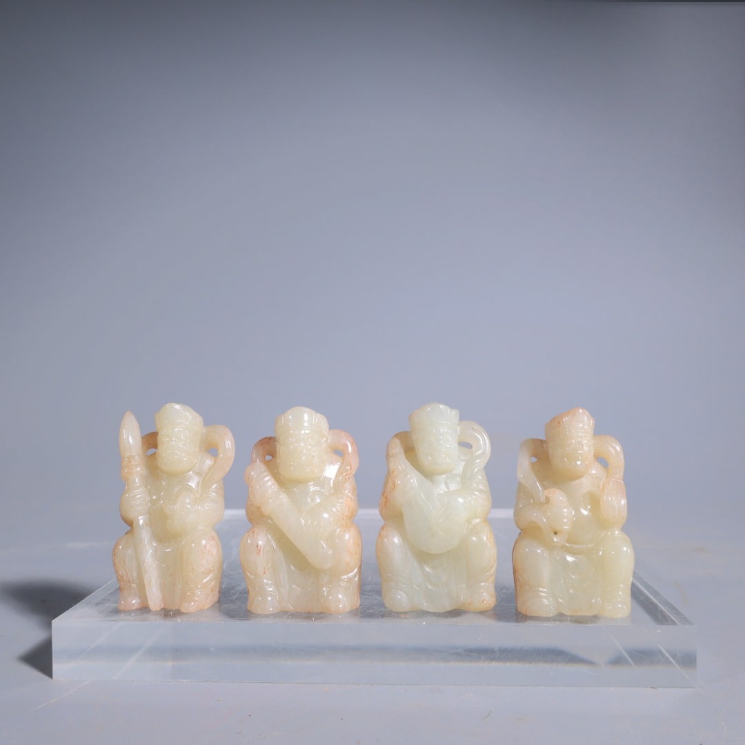 A set of Tang Dynasty Hetian white jade pebble carvings of the Four Heavenly Kings, antique jade: A set of Tang Dynasty Hetian white jade pebble carvings of the Four Heavenly Kings, an antique jade ornament set, 51mm high, 29mm long, 21mm wide, weighing 197g. Provenance:Private collection from a p