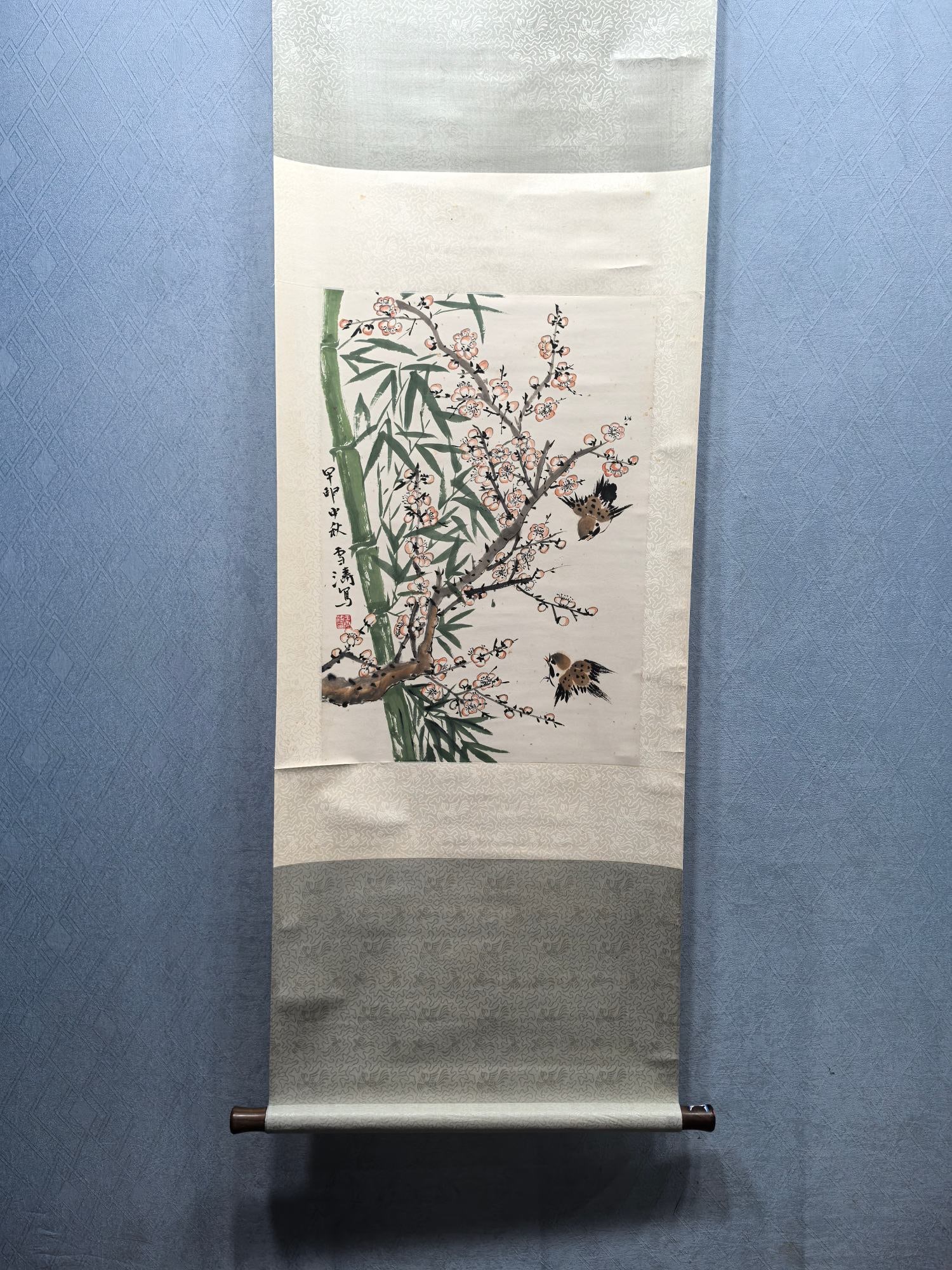 Wang Xuetao's Fine Paper Flower and Bird Paintings: Wang Xuetao's fine paper painting of flowers and birds, 45 x 64.5 cm. Provenance:Private collection from a professor in Lomonosov Moscow State University. We warmly invite collectors, colleagues, and 