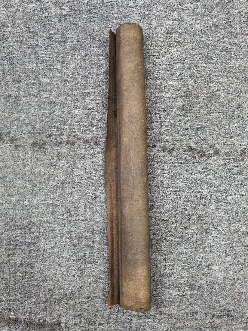 Gu Hongzhong's Fine Silk Calligraphy: A fine silk calligraphy work by Gu Hongzhong from the Tang Dynasty, preserved in a hoard, measuring 47.1 x 323 cm. Provenance:An old private collection in Scotland, United Kingdom. Private collection 