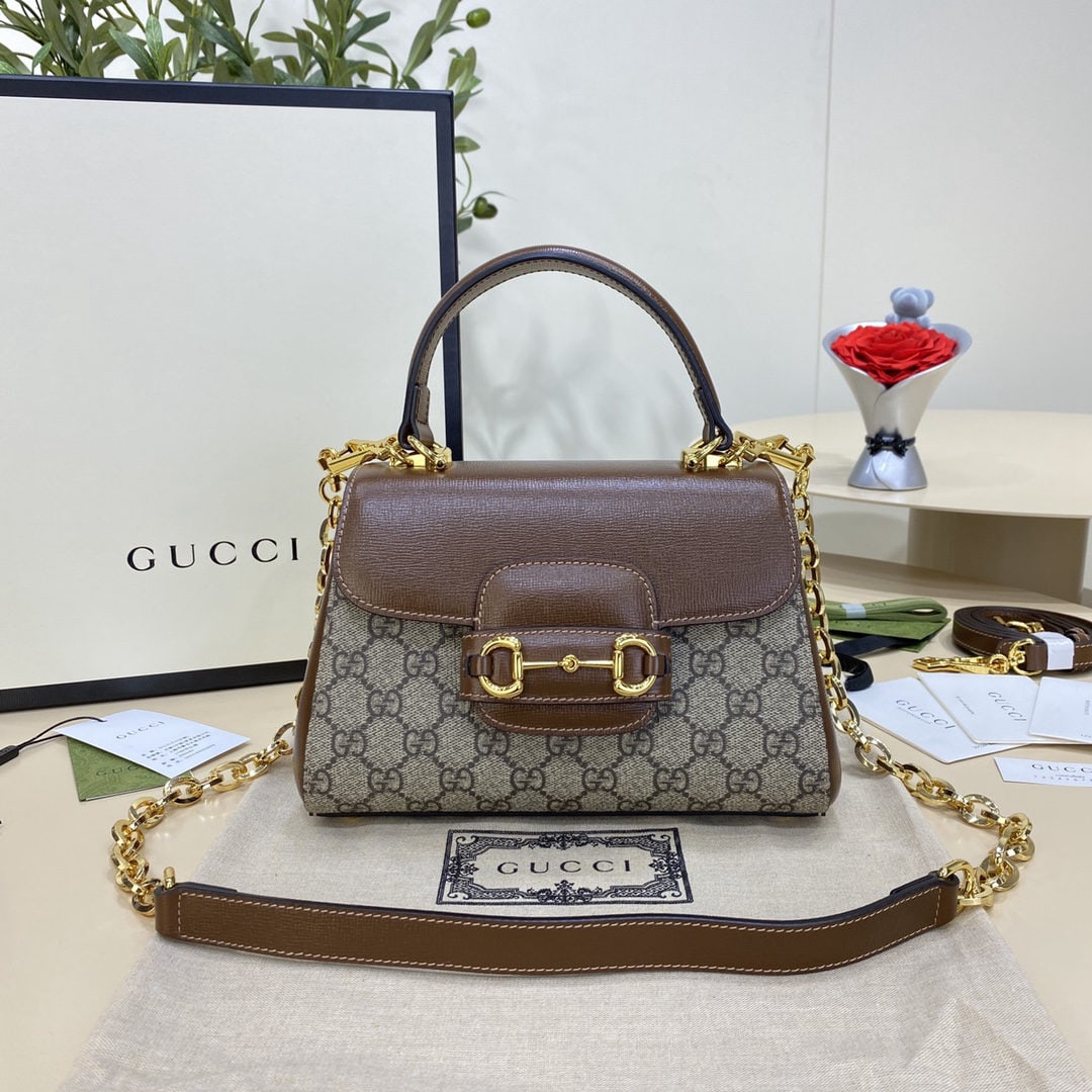GUCCI Horsebit: We offer FREE SHIPPING for both domestic and international clients who bid over $500. The GUCCI Horsebit 1955 series tote bag, small size, is presented in beige and ebony GUCCI Supreme canvas. The des
