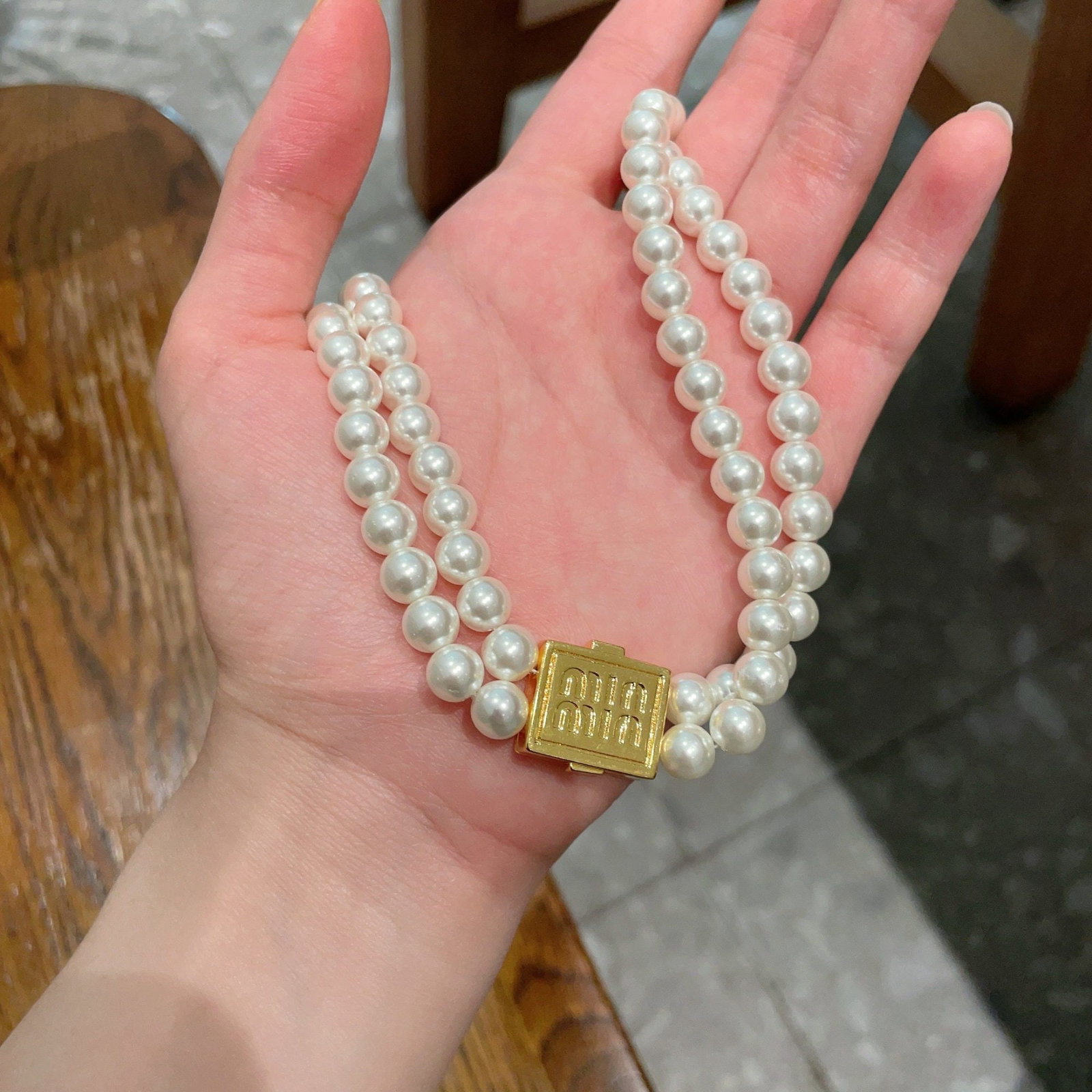 Miu Miu necklace: We offer FREE SHIPPING for both domestic and international clients who bid over $500. Miu Miu letter Necklace, very simple and suitable for everyday wear. A wonderful gift for you or your loved one. C