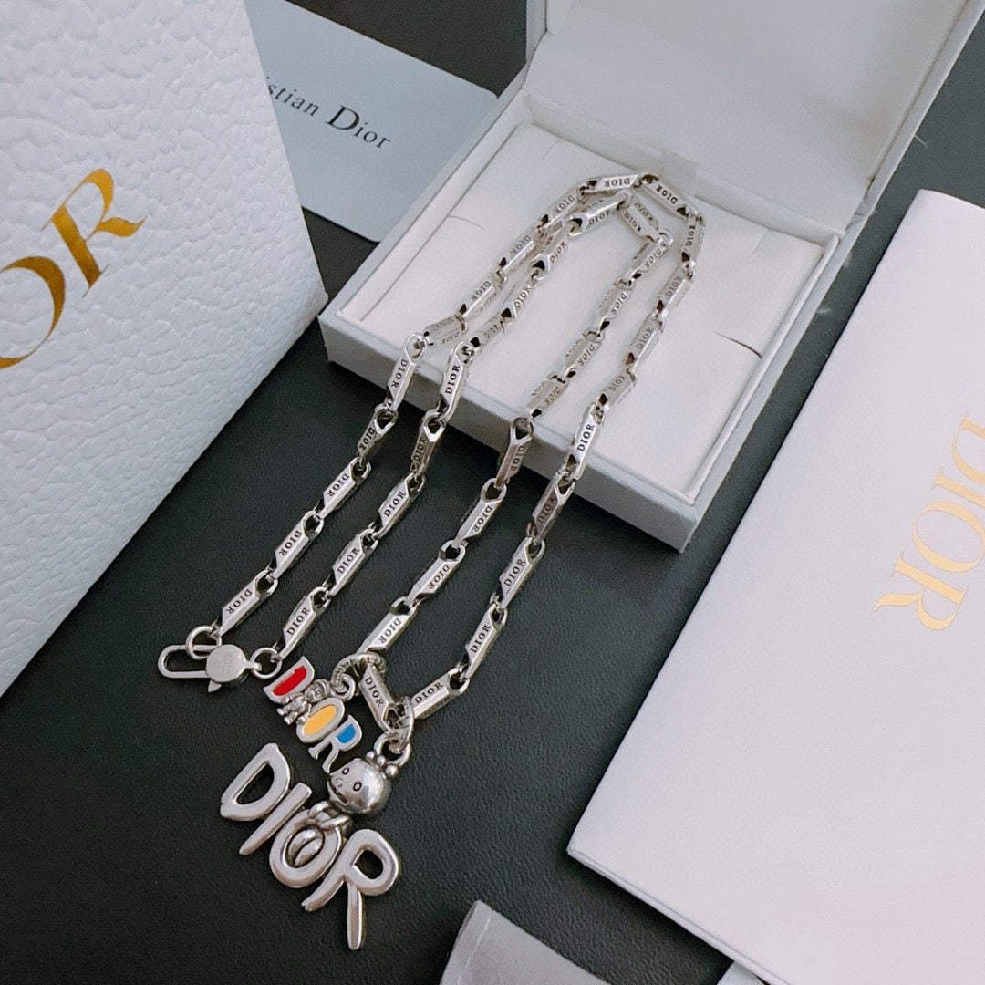 DIOR bracelet: We offer FREE SHIPPING for both domestic and international clients who bid over $500. DIOR bracelet, a retro and trendy must-have for men and women, suitable for couples, rock and punk style, Thai sil