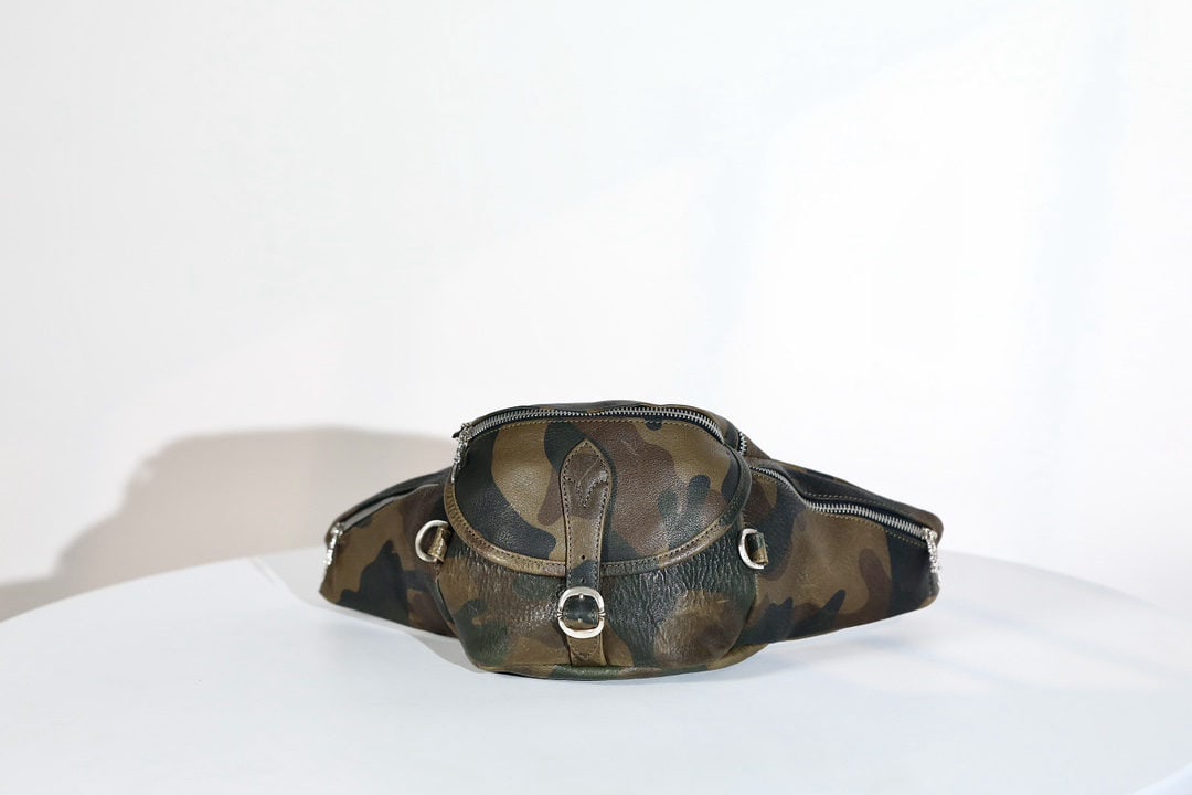 Chrome Hearts Snat pack camo: We offer FREE SHIPPING for both domestic and international clients who bid over $500. Chrome Hearts Snat Pack Camo Classic Medium Waist Bag in Camouflage Leather (approx. 114g total weight). Dimension