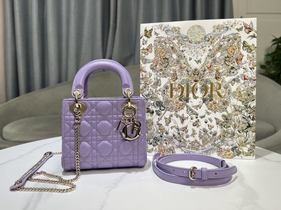 Christian Dior: We offer FREE SHIPPING for both domestic and international clients who bid over $500. The Lady Dior three-compartment handbag in pale purple lambskin embodies Dior's profound understanding of elegance