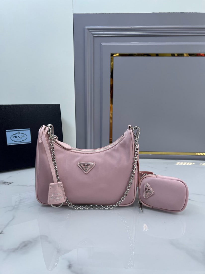 PRADA Hobo: We offer FREE SHIPPING for both domestic and international clients who bid over $500. The Hobo handbag/shoulder bag is amazing! It's a three-in-one bag ?C a waist bag, crossbody bag, or