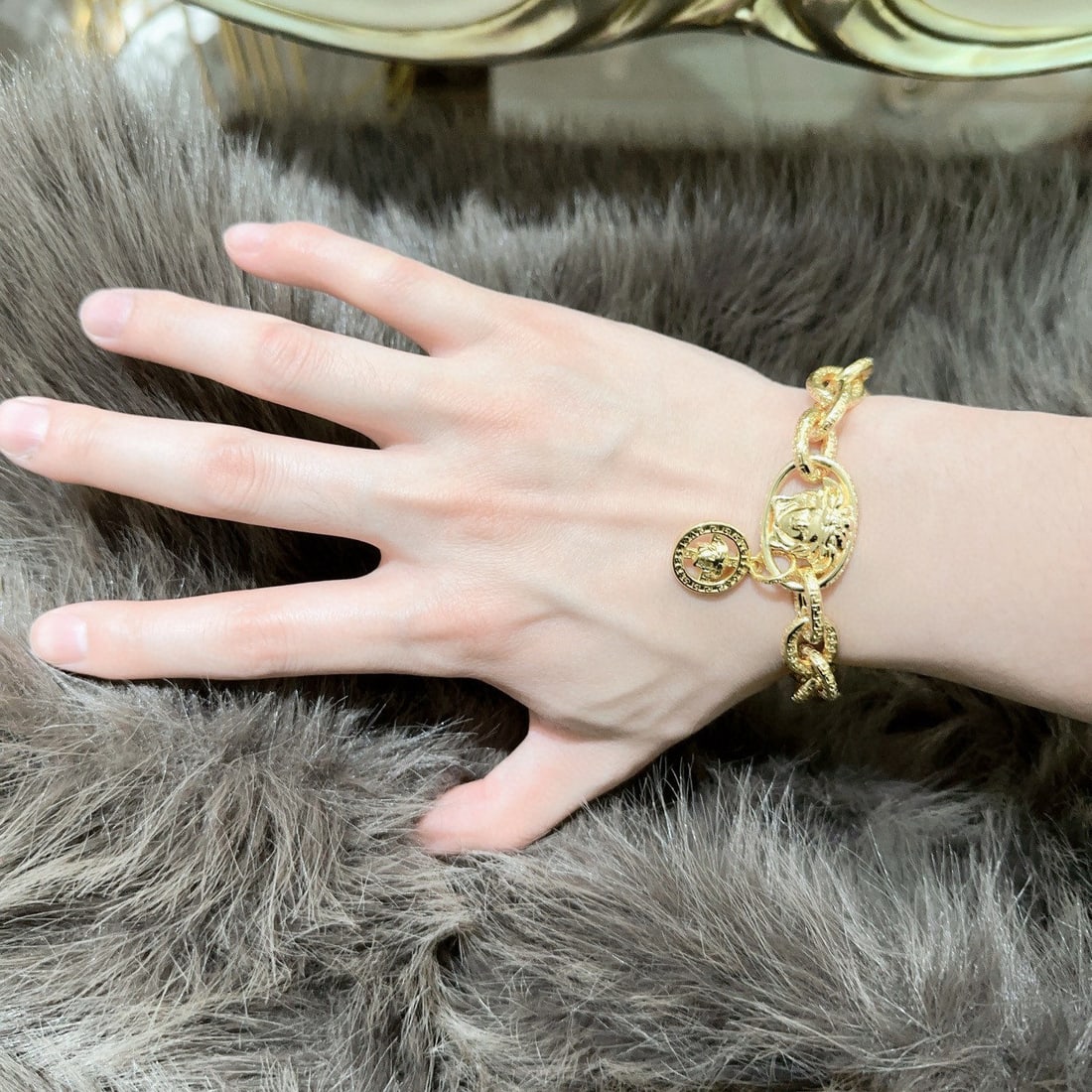 Versace bracelet: We offer FREE SHIPPING for both domestic and international clients who bid over $500. Versace Medusa head bracelet, retro and trendy, suitable for both men and women, couple style, rock punk Thai silv