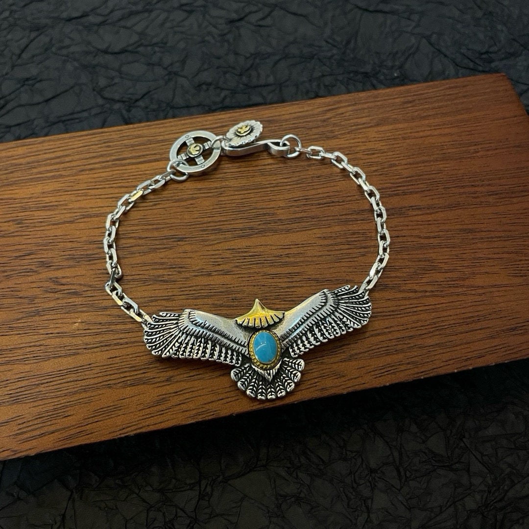 GORO'S Vintage Turquoise Eagle Bracelet: We offer FREE SHIPPING for both domestic and international clients who bid over $500. GORO'S Retro Turquoise Eagle Bracelet: Trendy and stylish, suitable for both men and women, perfect for couples, r