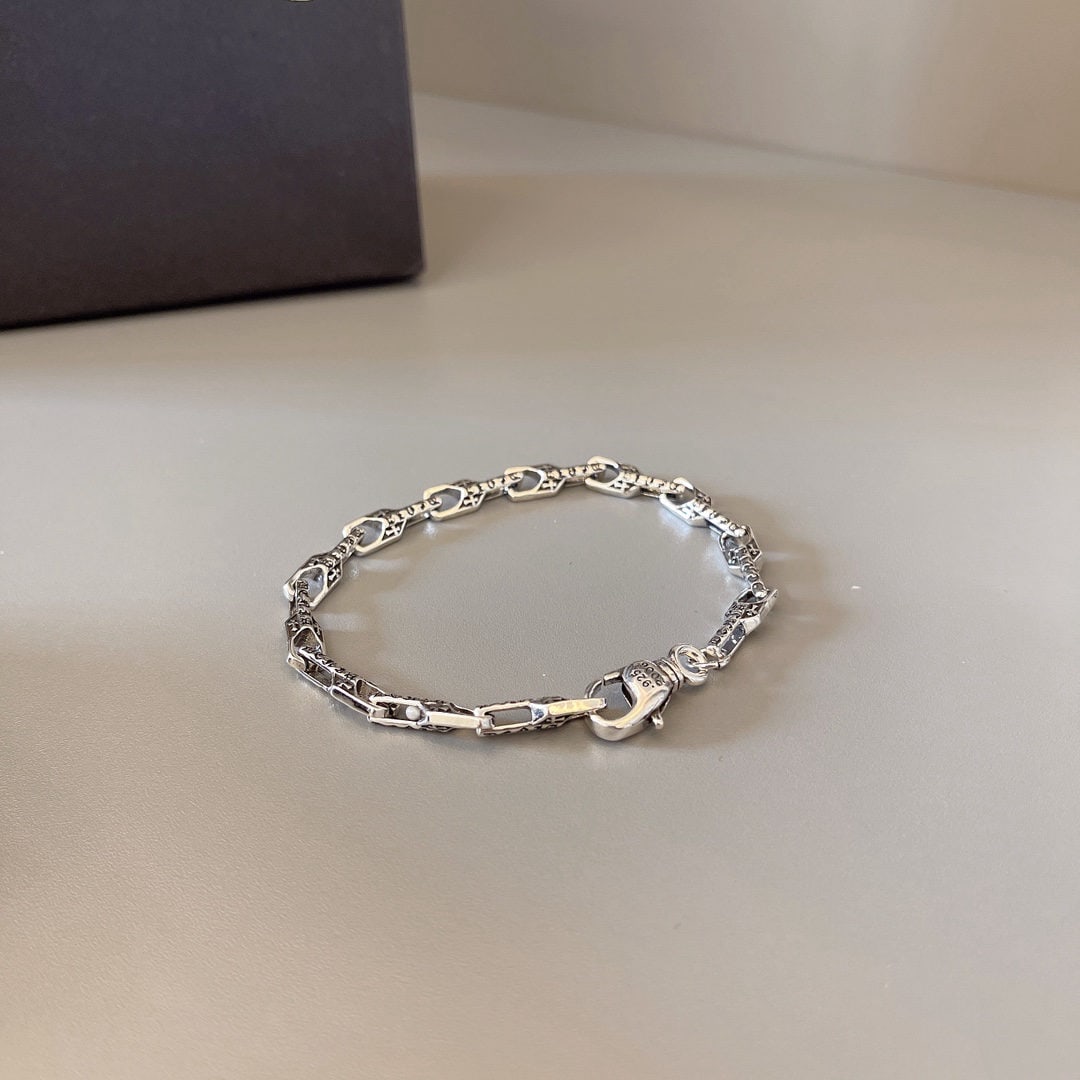 Chrome Hearts Bracelet: We offer FREE SHIPPING for both domestic and international clients who bid over $500. Chrome Hearts Bracelet A wonderful gift for you or your loved one. Currencies including USD, CAD, GBP, EUR, AUD, e