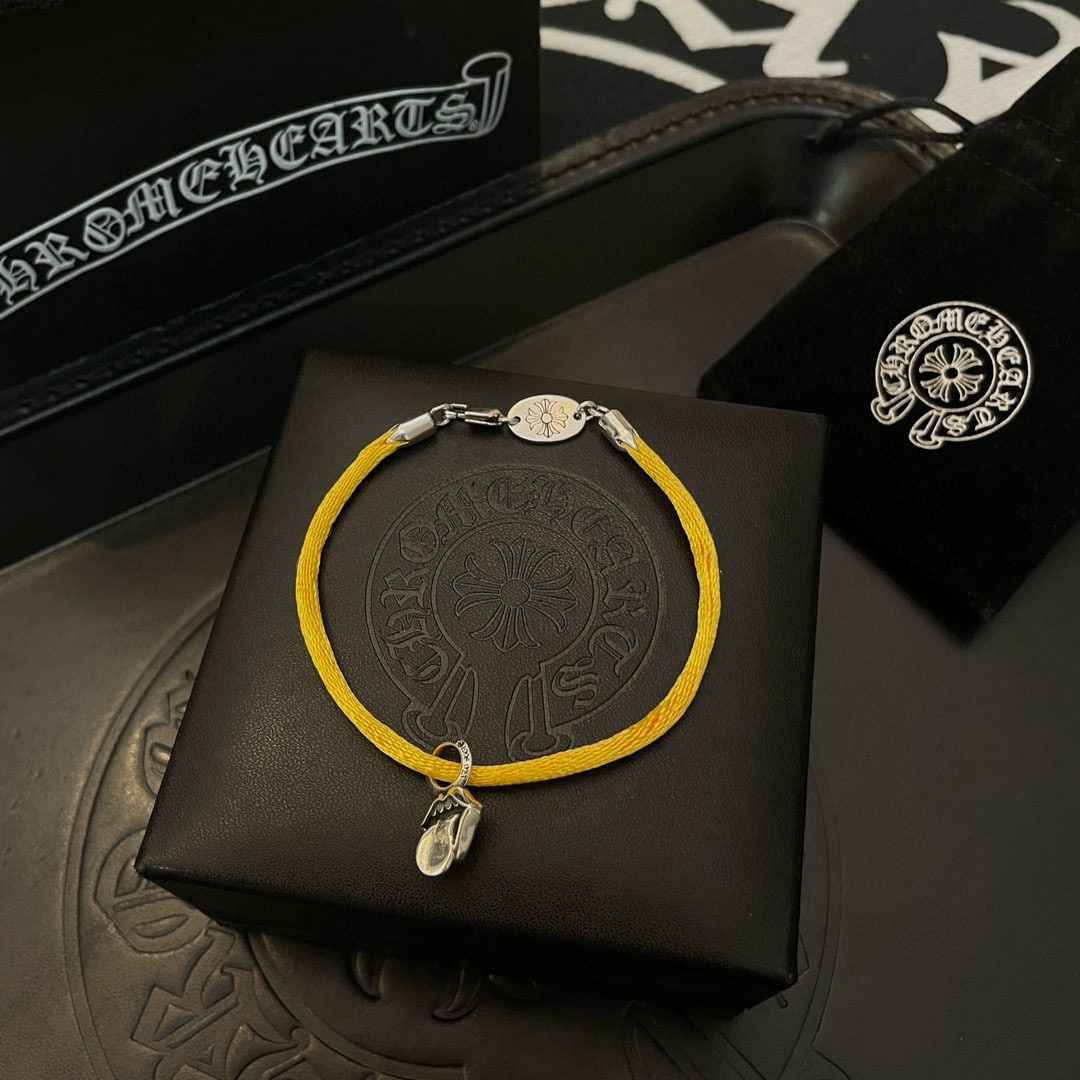 Chrome Hearts Bracelet: We offer FREE SHIPPING for both domestic and international clients who bid over $500. The Chrome Hearts classic retro tongue-shaped bracelet features an embossed design with various patterns, creating