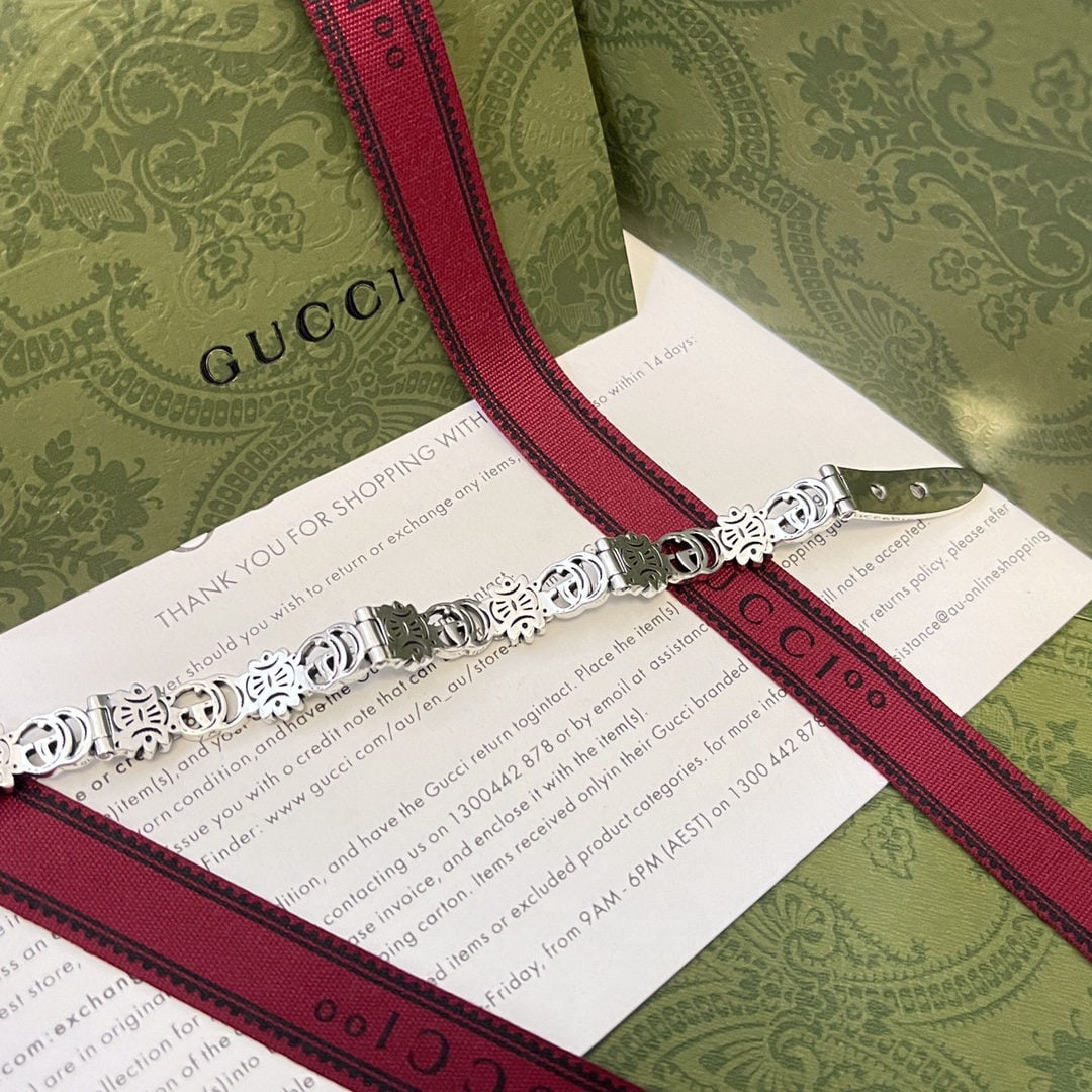 Gucci bracelet: We offer FREE SHIPPING for both domestic and international clients who bid over $500. Gucci Turquoise Bracelet A wonderful gift for you or your loved one. Currencies including USD, CAD, GBP, EUR, AUD,