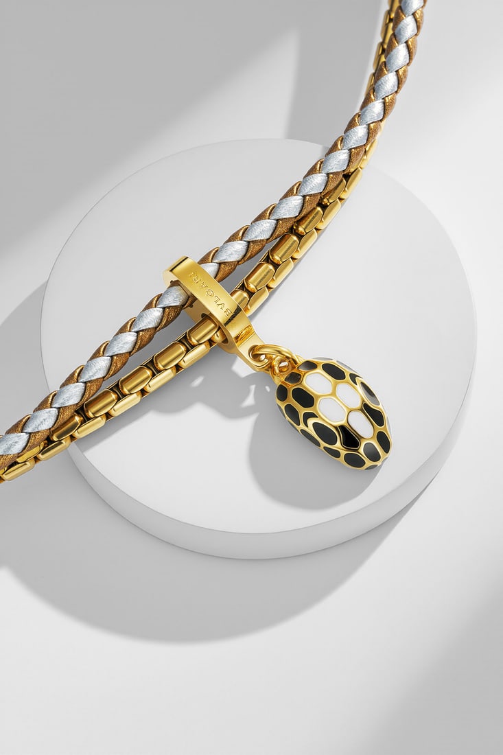Bv snakehead double-layer bracelet: We offer FREE SHIPPING for both domestic and international clients who bid over $500. Bv snake head double-layer bracelet, the snake symbolizes wealth and good fortune, the double-layer design is clev