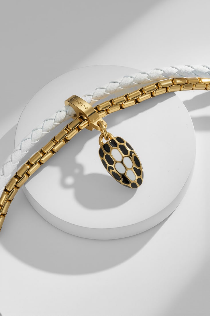 Bv snakehead double-layer bracelet: We offer FREE SHIPPING for both domestic and international clients who bid over $500. Bv snake head double-layer bracelet, the snake symbolizes wealth and good fortune, the double-layer design is clev
