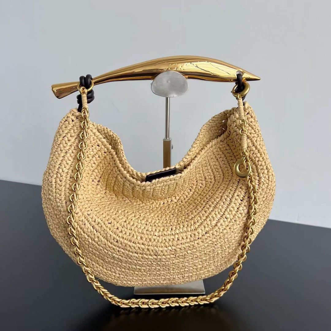 Bottega Veneta: We offer FREE SHIPPING for both domestic and international clients who bid over $500. Bottega Veneta Raffia Sardine features a metallic handle and a woven chain shoulder strap. The clearly textured ra