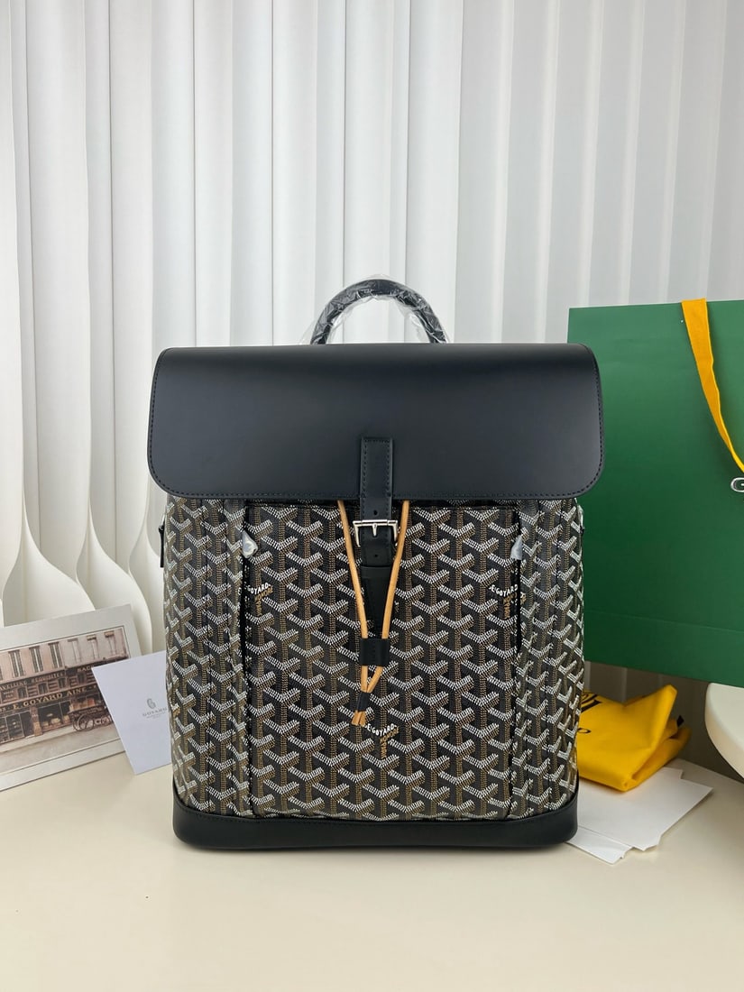 Goyard Alpin MM: We offer FREE SHIPPING for both domestic and international clients who bid over $500. The Goyard Alpin MM men's flap backpack is a design by Goyard specifically for urban adventurers. A reinvention of