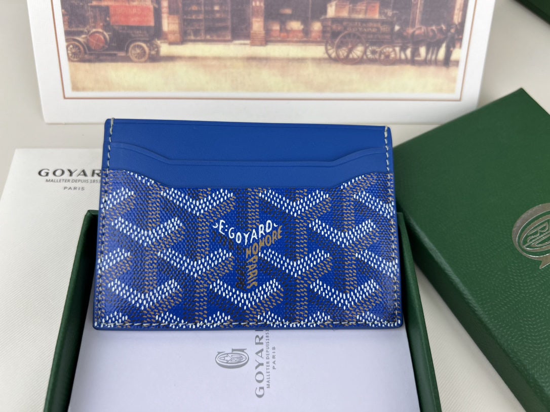 Goyard Saint-Sulpice: We offer FREE SHIPPING for both domestic and international clients who bid over $500. The Goyard Saint-Sulpice cardholder features a compact design with a central pocket for cards, ID cards, or folded