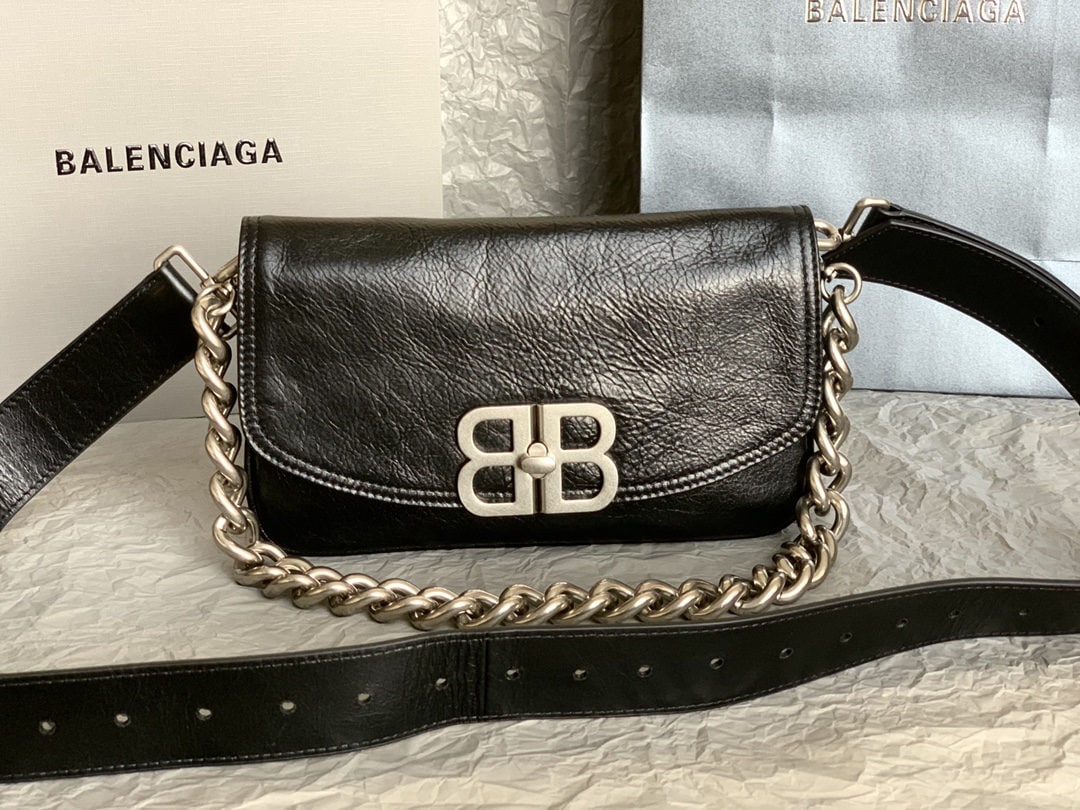 Balenciaga: We offer FREE SHIPPING for both domestic and international clients who bid over $500. The black Balenciaga BB Soft crossbody shoulder bag has a simple, casual, and unisex design, making it suitable fo
