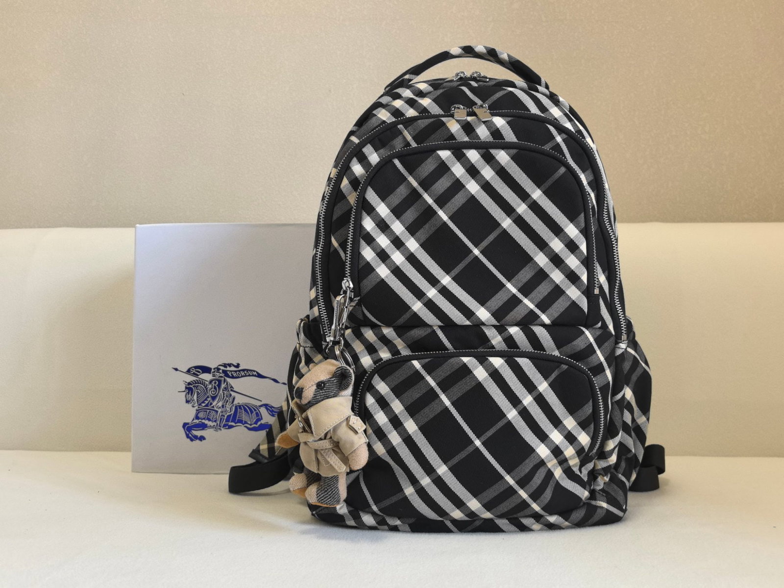 Burberry (1 of 1)