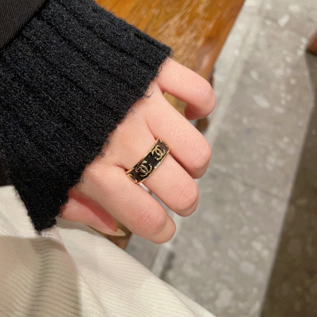 Chanel double C logo ring: We offer FREE SHIPPING for both domestic and international clients who bid over $500. Chanel double C logo ring! The simple design is incredibly sophisticated, makes your hands appear whiter, and is v