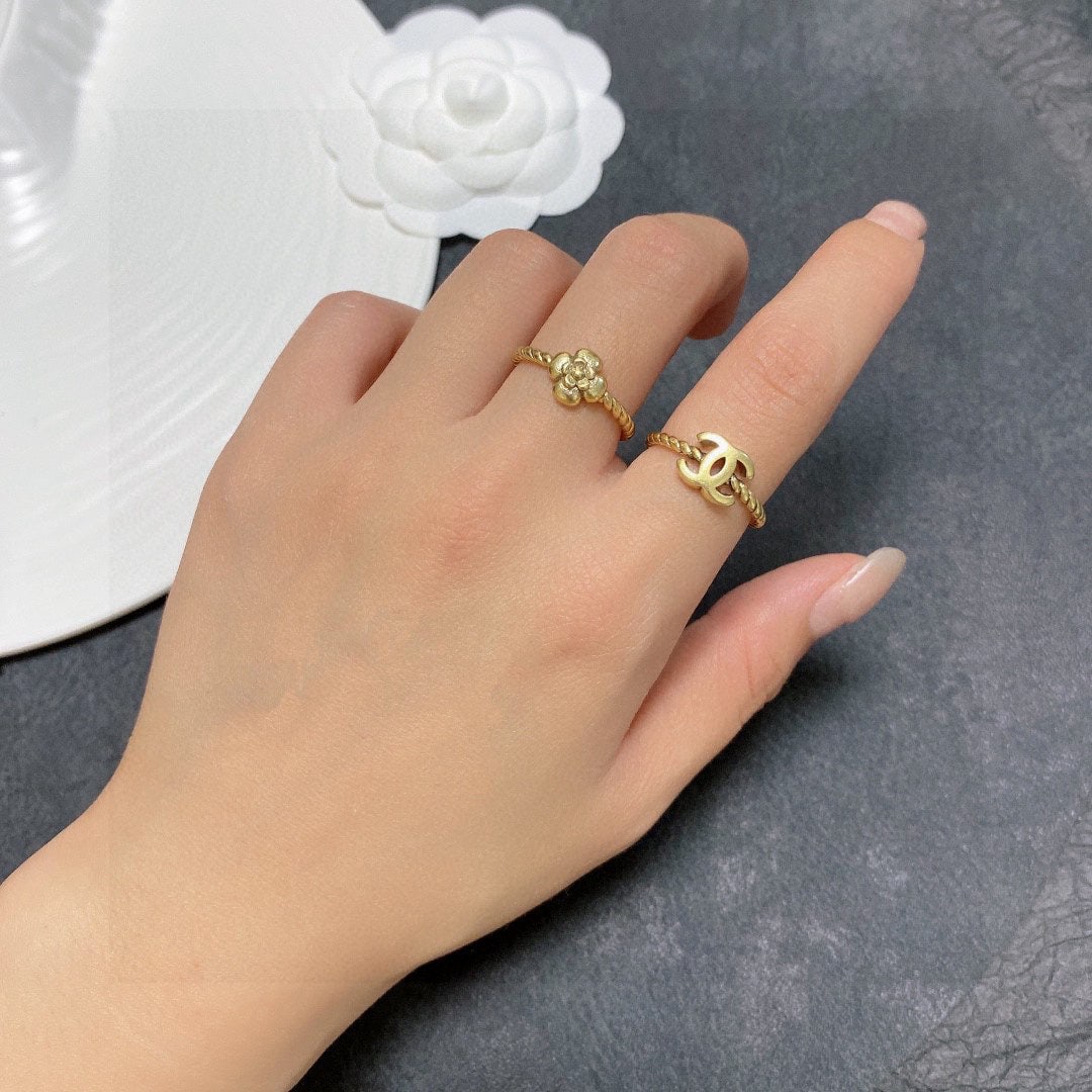Chanel vintage double C logo ring set: We offer FREE SHIPPING for both domestic and international clients who bid over $500. The Chanel double C vintage ring set is another ring you'll fall in love with at first sight! This one is highly r