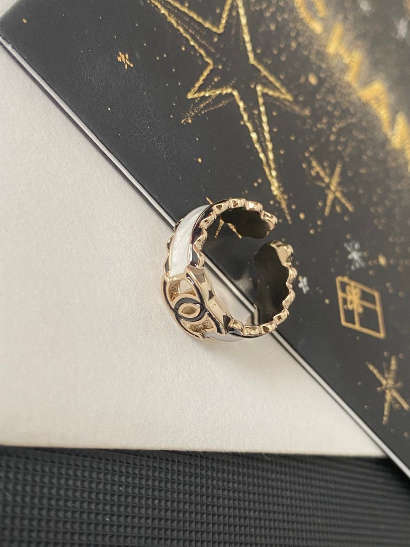 Chanel double C logo ring: We offer FREE SHIPPING for both domestic and international clients who bid over $500. Chanel's iconic double C logo ring! The simple design is exquisite, makes your hands appear whiter, and is incredi
